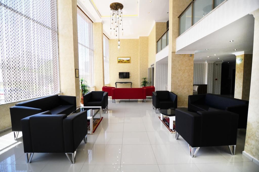 Hotel Dosco Ван Екстериор снимка