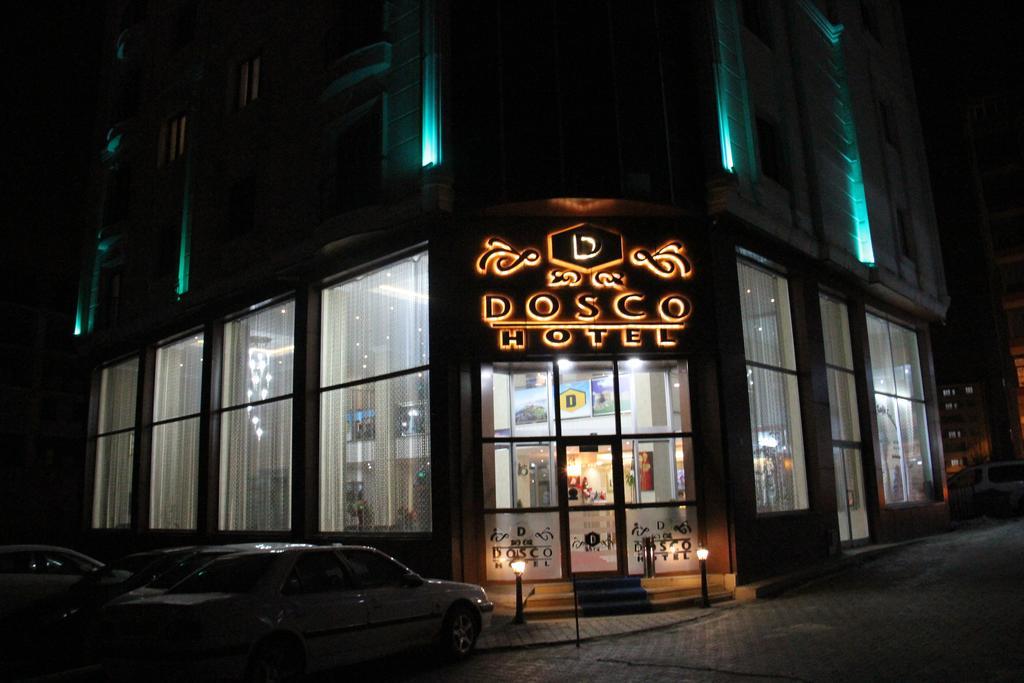 Hotel Dosco Ван Екстериор снимка