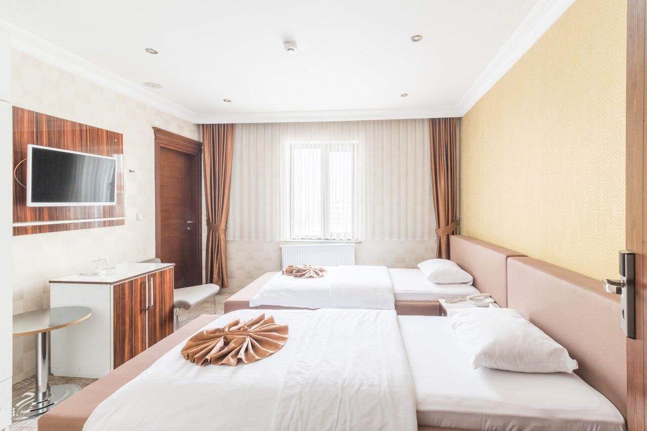 Hotel Dosco Ван Екстериор снимка